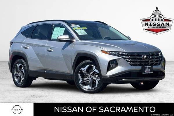 Hyundai Tucson with VIN: 5NMJECDE9RH299398