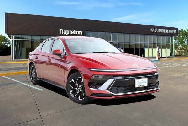 Hyundai Sonata with VIN: KMHL64JA4RA385978