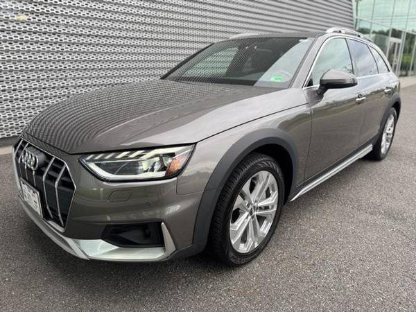 Audi A4 allroad with VIN: WA18AAF45MA003289
