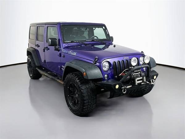Jeep Wrangler with VIN: 1C4BJWDG3HL616883