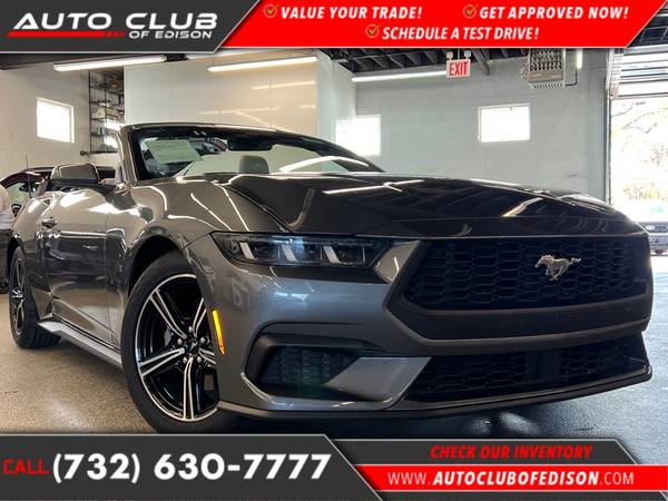 Ford Mustang with VIN: 1FAGP8UH5R5120441