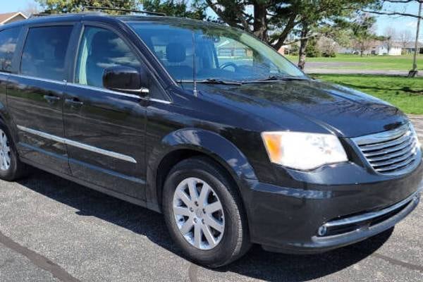 2014 Chrysler Town and Country Touring