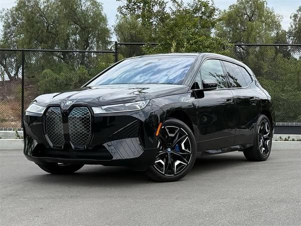 BMW iX with VIN: WB523CF07RCN55768