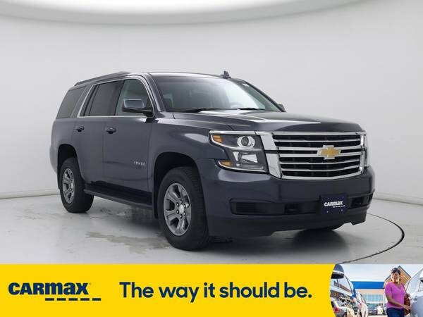 Chevrolet Tahoe with VIN: 1GNSKAKC6KR213623