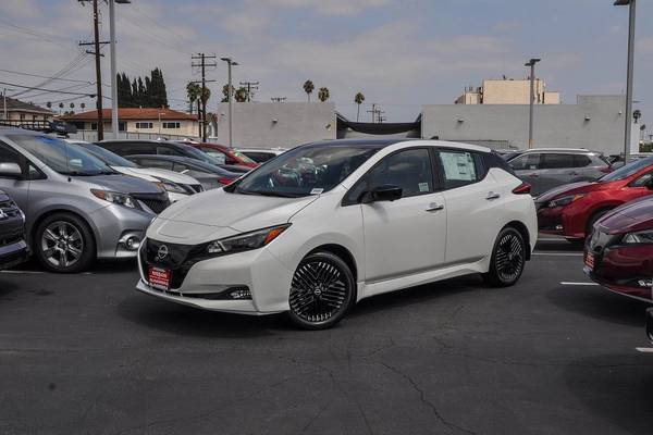 2023 Nissan LEAF SV PLUS Hatchback