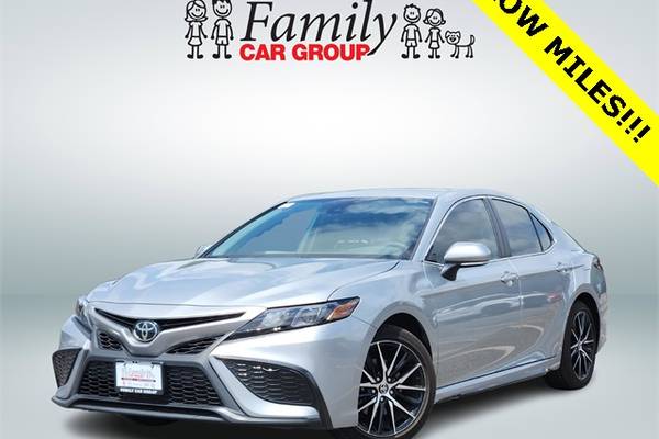 2024 Toyota Camry SE