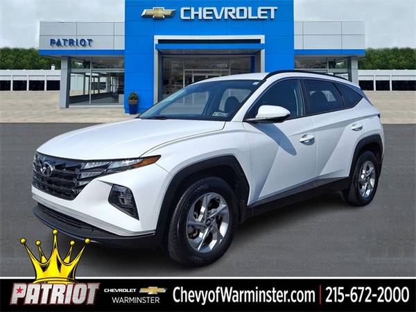 Hyundai Tucson with VIN: 5NMJBCDE2RH294648