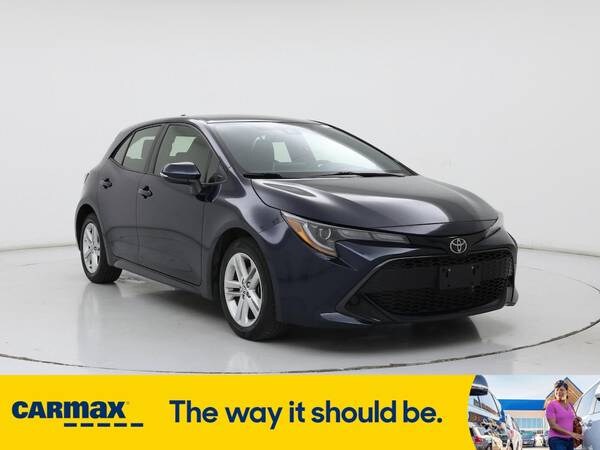 Toyota Corolla Hatchback with VIN: JTND4MBE0N3174299