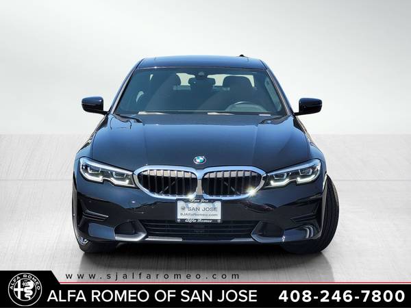 BMW 3 Series with VIN: WBA5R1C59KAJ98872