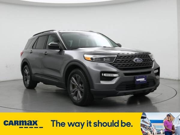 Ford Explorer with VIN: 1FMSK7DH6NGB08001