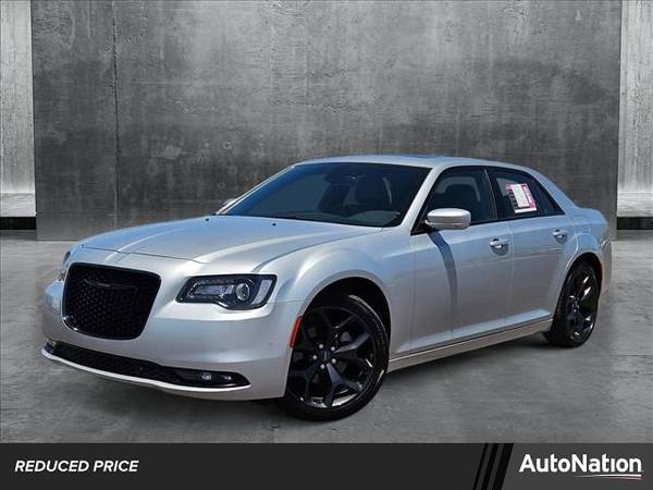 Chrysler 300 with VIN: 2C3CCABG4PH537856