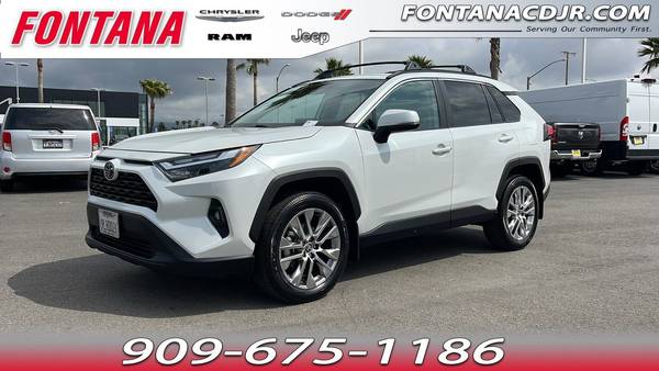 Toyota RAV4 with VIN: 2T3C1RFV8RW317079