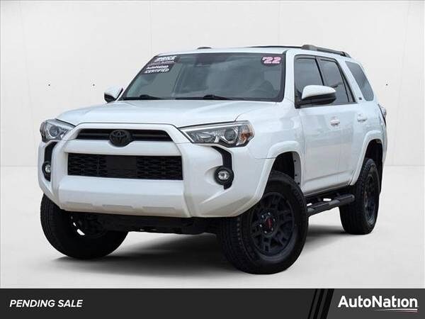 Toyota 4Runner with VIN: JTEEU5JR8N5276629