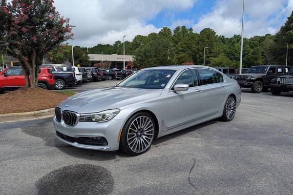 2018 BMW 7 Series 740i