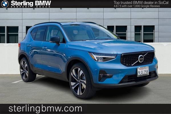 Volvo XC40 with VIN: YV4L12UX2P2926408