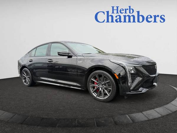 Cadillac CT5 with VIN: 1G6DV5RW9S0105116