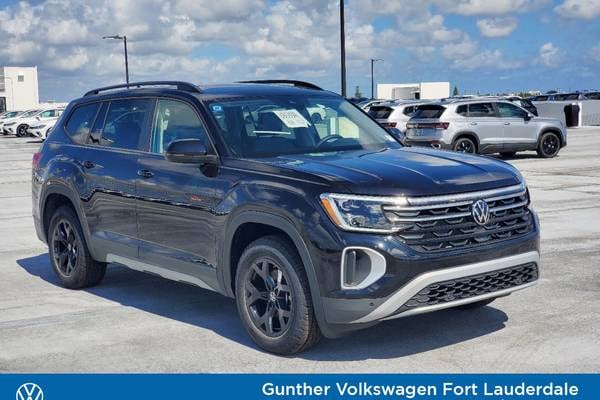 2024 Volkswagen Atlas Peak Edition SEL