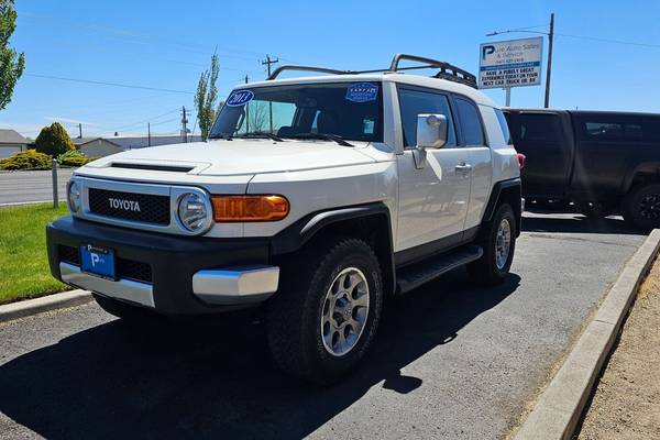 2013 Toyota FJ Cruiser Base