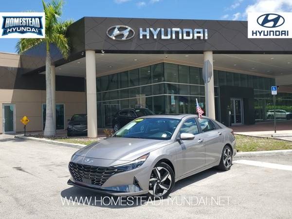 Hyundai Elantra with VIN: KMHLN4AJXNU024332