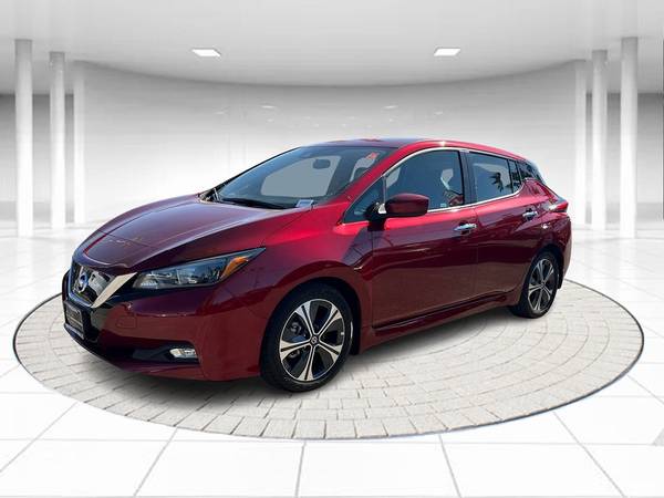 Nissan LEAF with VIN: 1N4AZ1CV0NC552231