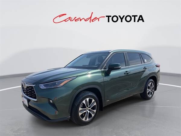 Toyota Highlander Hybrid with VIN: 5TDKBRCH1SS654059