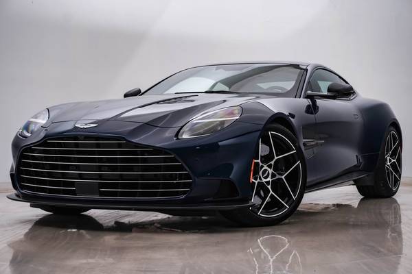 Aston Martin Vanquish with VIN: SCFUMCEVXSGJ60149