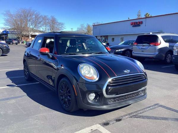 MINI Cooper with VIN: WMWXU1C52G2A93635