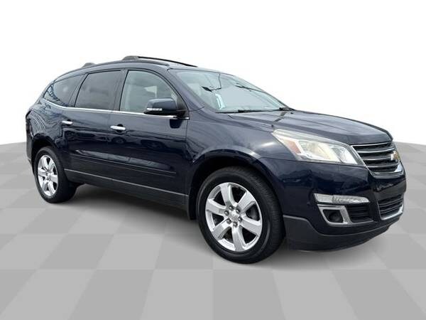 Chevrolet Traverse with VIN: 1GNKRGKD4HJ126186