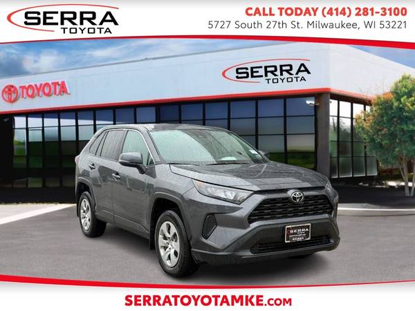 Toyota RAV4 with VIN: 2T3G1RFV8NW308183