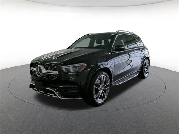 Mercedes-Benz GLE-Class with VIN: 4JGFB5KB8NA584600