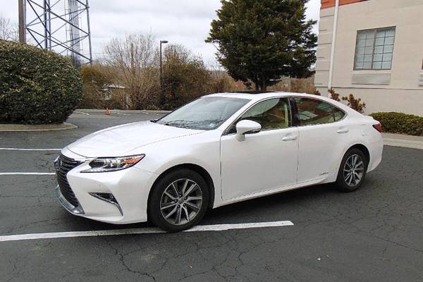 2016 Lexus ES 300h Base Hybrid