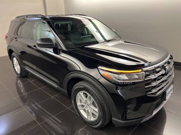 Ford Explorer with VIN: 1FMUK8DH3SGB98279