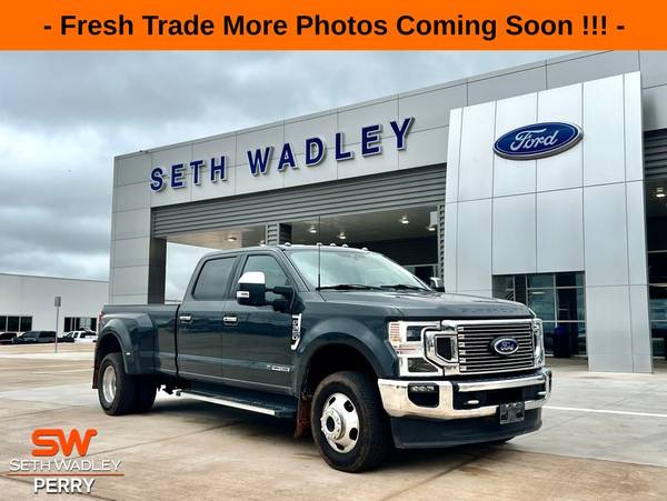 Ford F-350 Super Duty with VIN: 1FT8W3DT3MEE17306
