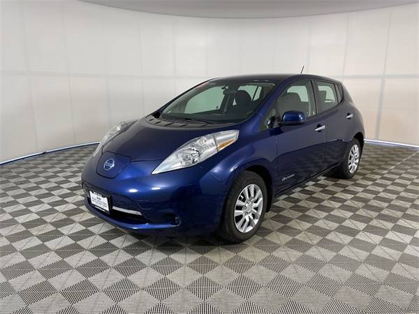 Nissan LEAF with VIN: 1N4AZ0CP1GC309851