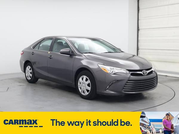 Toyota Camry with VIN: 4T4BF1FK2GR552559