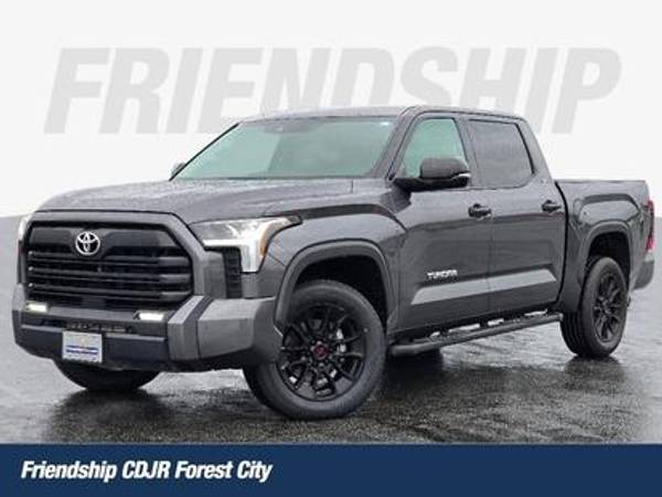 Toyota Tundra with VIN: 5TFLA5DB9NX023424