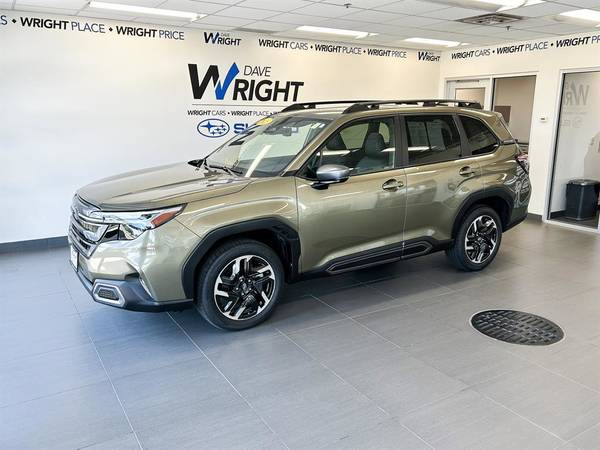 Subaru Forester with VIN: JF2SLDRC4SH459459