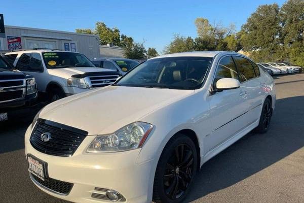 2010 INFINITI M35 Base