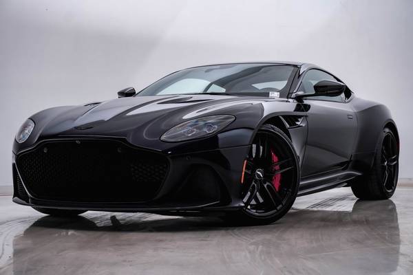 Aston Martin DBS with VIN: SCFRMHAVXNGR02921