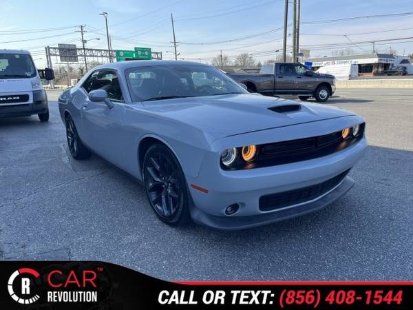Dodge Challenger with VIN: 2C3CDZBT6NH233949
