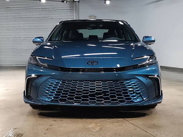 Toyota Camry with VIN: 4T1DAACK2SU545495