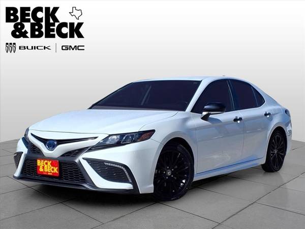 Toyota Camry Hybrid with VIN: 4T1G31AK6NU035259