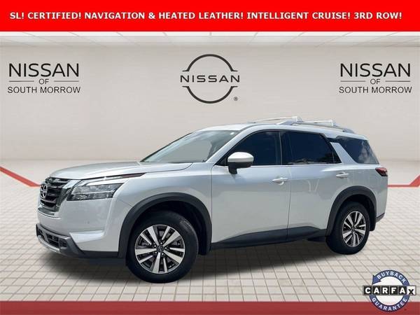 Nissan Pathfinder with VIN: 5N1DR3CC4RC211188