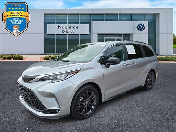 Toyota Sienna with VIN: 5TDDRKEC7RS217996