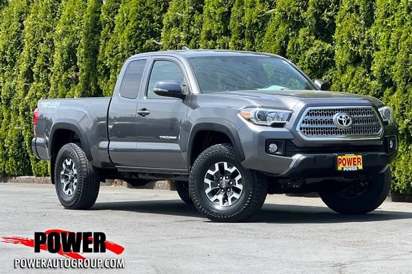 Toyota Tacoma with VIN: 5TFSZ5AN6HX063662
