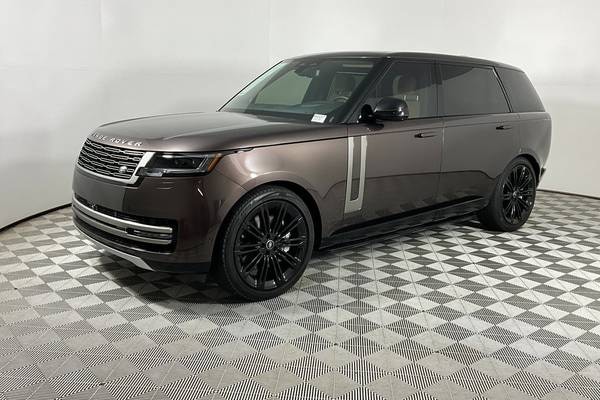 2024 Land Rover Range Rover P530 SE