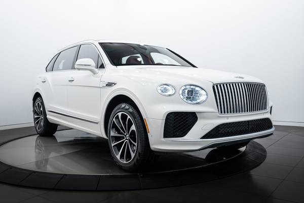 Bentley Bentayga EWB with VIN: SJAHT2ZV4PC018824