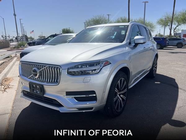 Volvo XC90 with VIN: YV4BR0CL1L1556673