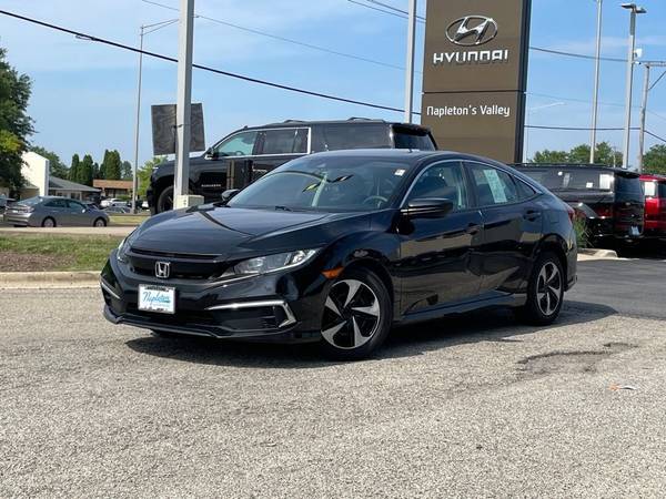 Honda Civic with VIN: 2HGFC2F68KH598766