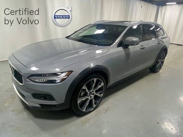 Volvo V90 Cross Country with VIN: YV4062NL9S1199511